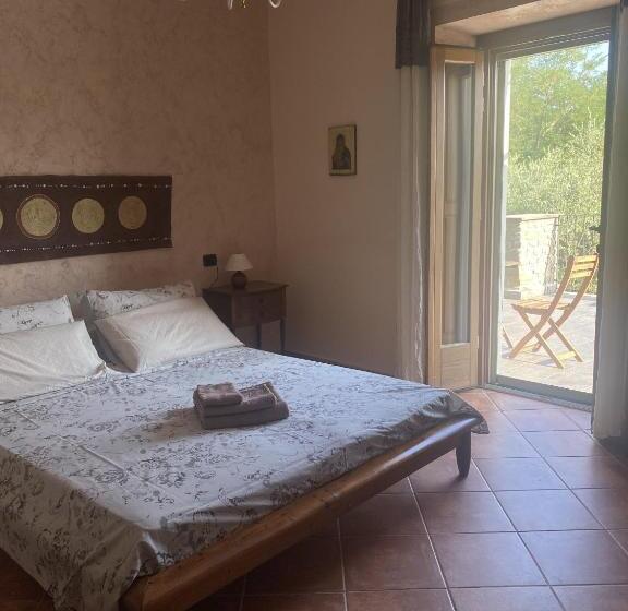 חדר סטנדרט, Il Cargedo