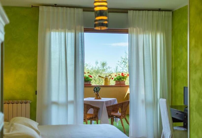 חדר סטנדרט עם טרסה, Locanda Belvedere