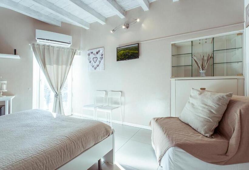 스탠다드 트리플 룸, La Piccola Matilde