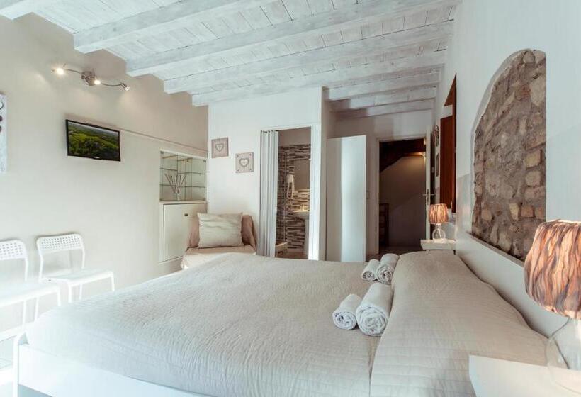 Номер Стандарт Трехместный, La Piccola Matilde