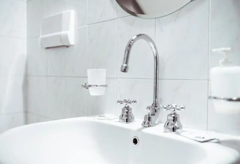 Standard-studio Parveke, La Piccola Matilde