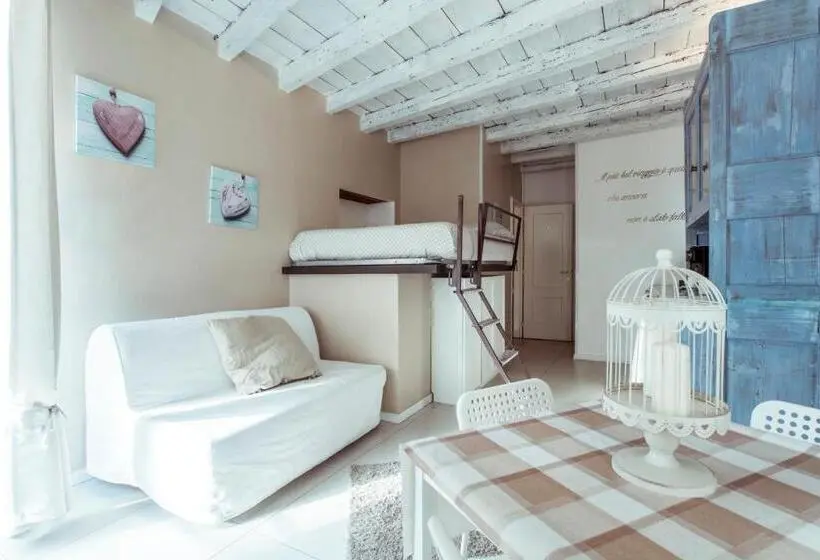 Standard-studio Parveke, La Piccola Matilde