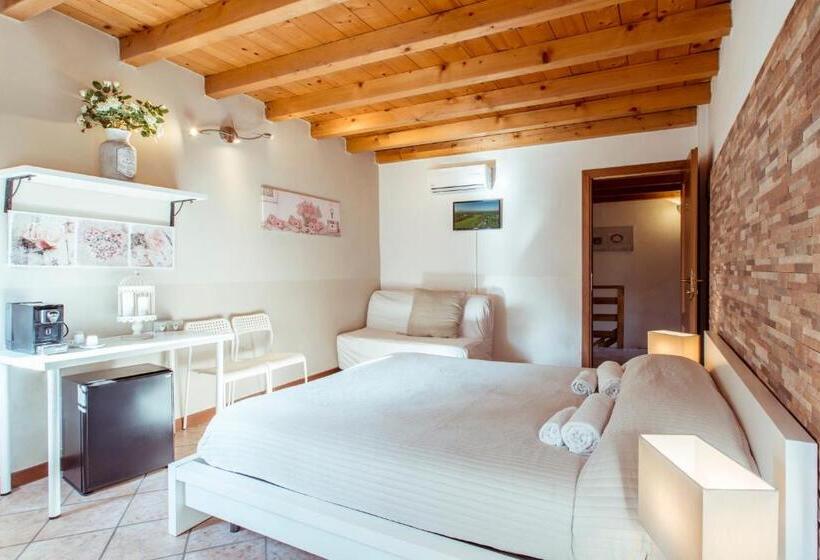 Четырехместный Номер Стандарт, La Piccola Matilde