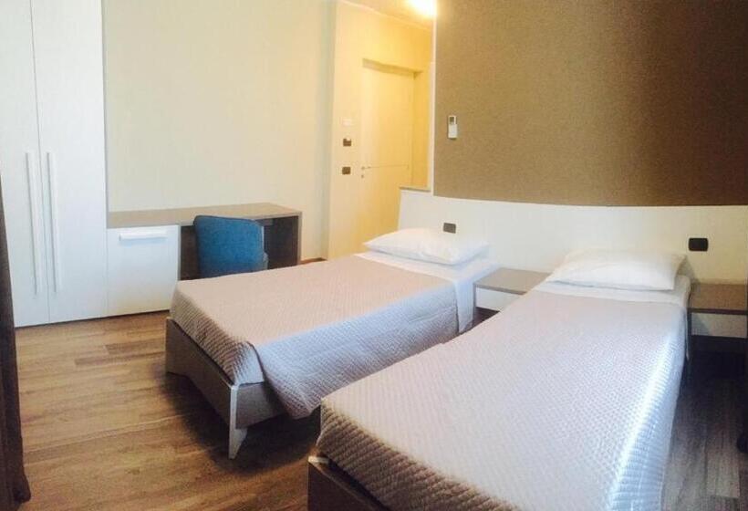 اتاق لوکس, Locanda Ai Due Orsi