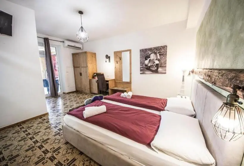 コンフォートルーム, Relais Villa Olivi