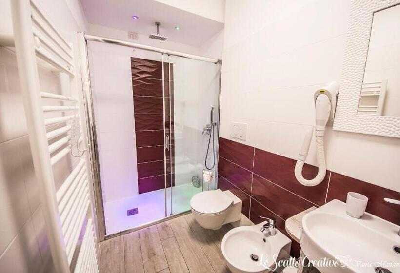 バルコニー付きスーペリアルーム, Relais Villa Olivi