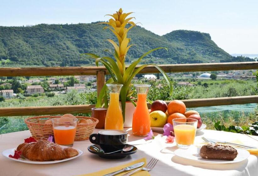 Номер Superior с Балконом, Relais Villa Olivi