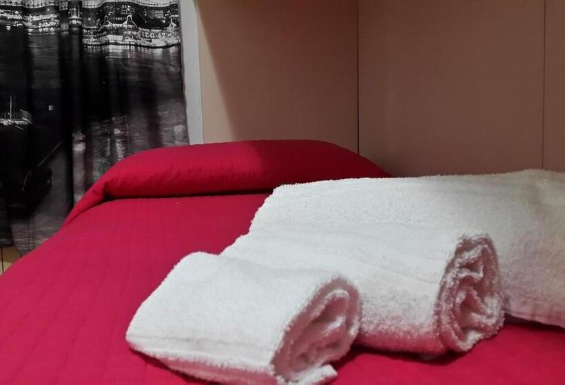 バルコニー付き１ベッドルームアパートメント, Relais Villa Olivi