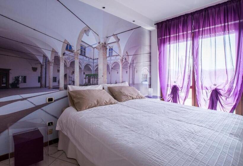 غرفة قياسية ثلاثية, Alla Scoperta Delle Marche