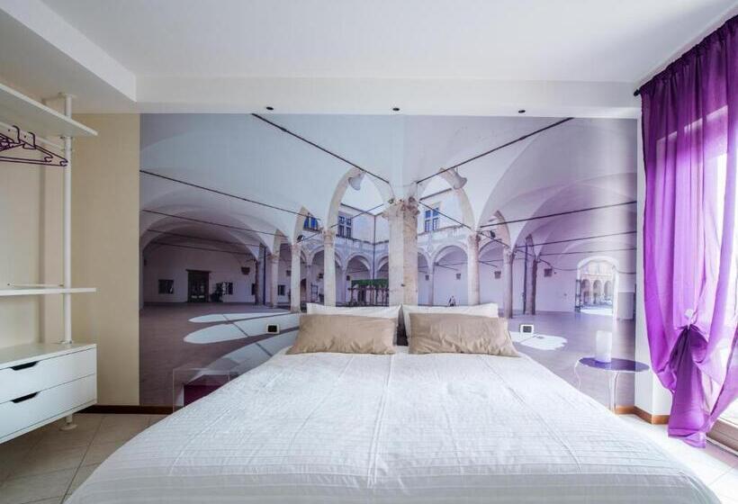 غرفة قياسية ثلاثية, Alla Scoperta Delle Marche