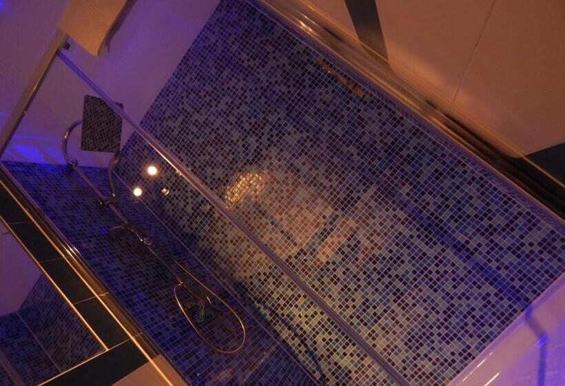 غرفة ديلوكس, Messina41