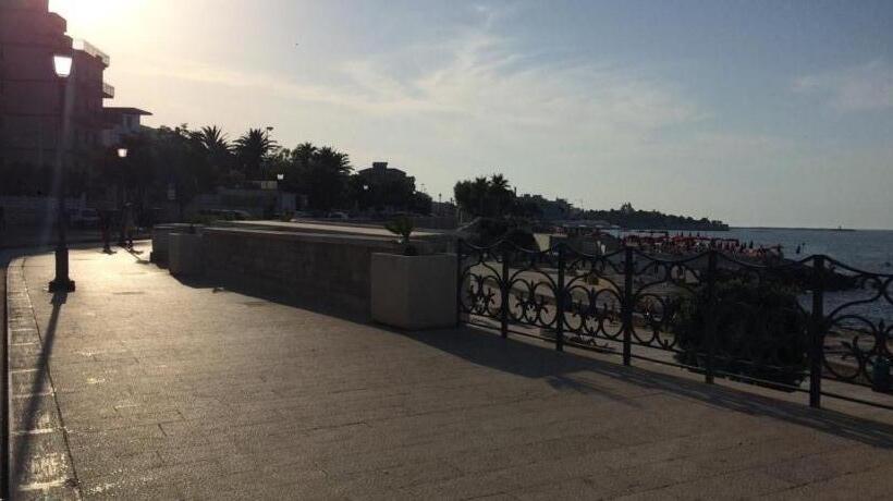 Standart Oda, Suite210