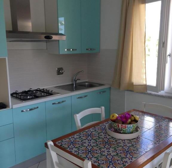 شقة غرفتين نوم مزودة بحديقة, Residence Le Solane