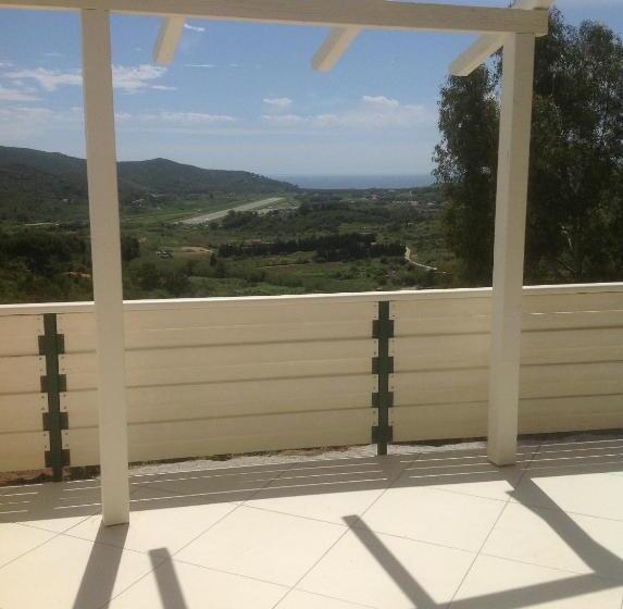 شقة غرفتين نوم مزودة بحديقة, Residence Le Solane