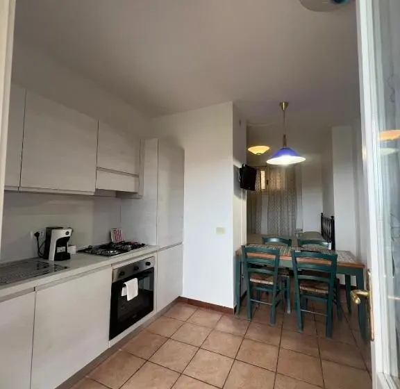 ファミリーステューディオ, Residence Le Solane