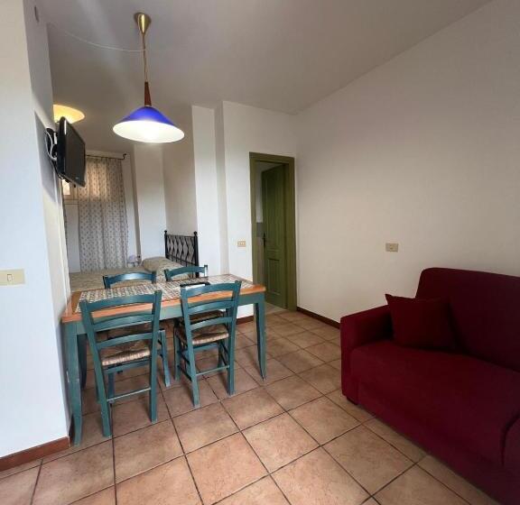 إستديو عائلى, Residence Le Solane