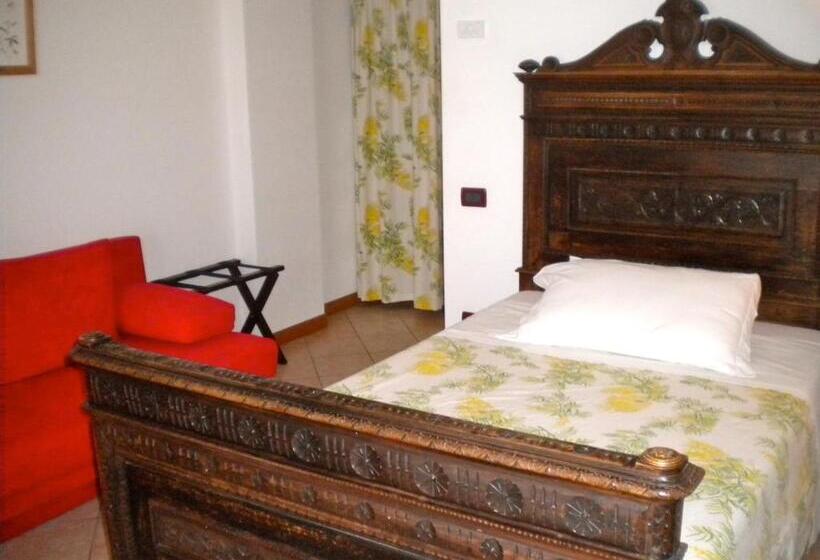 Quarto Estandar Individual, Agriturismo Il Magicorto