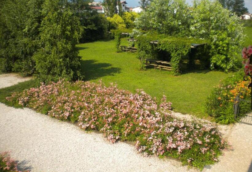 اتاق استاندارد با چشم‌انداز باغ, Agriturismo Il Magicorto