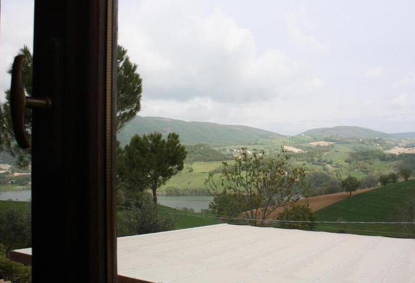 غرفة قياسية مطلّة علي البحيرة, Agriturismo La Corte Sul Lago