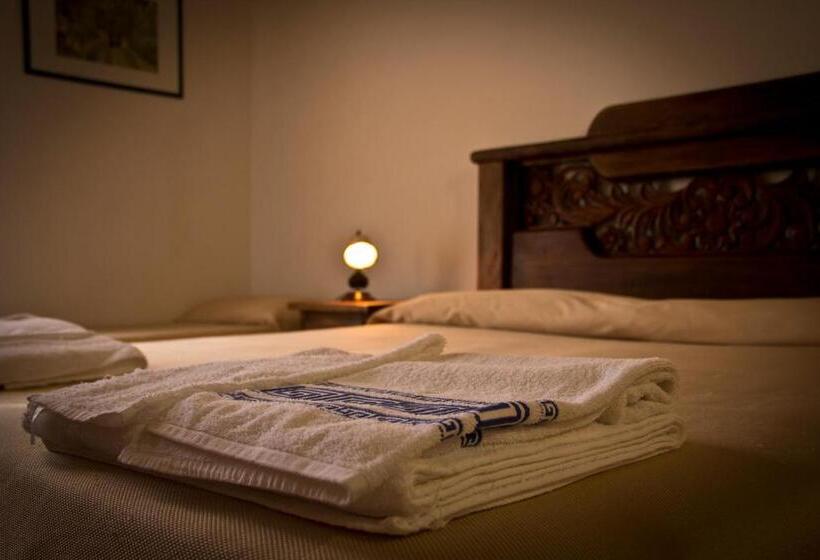 标准三人间, Baglio Pocoroba