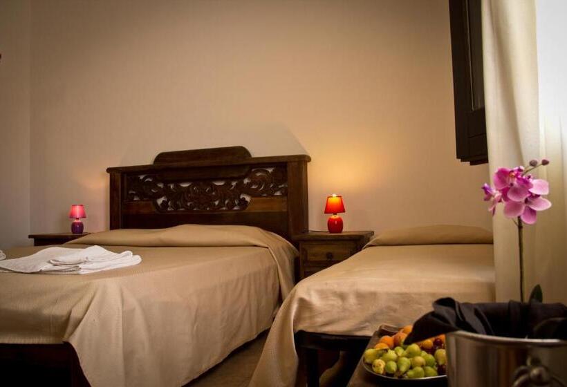 标准三人间, Baglio Pocoroba