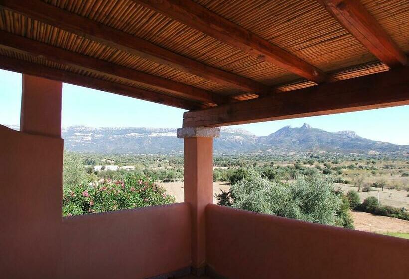 סוויטת ג'וניור, I Mandorli