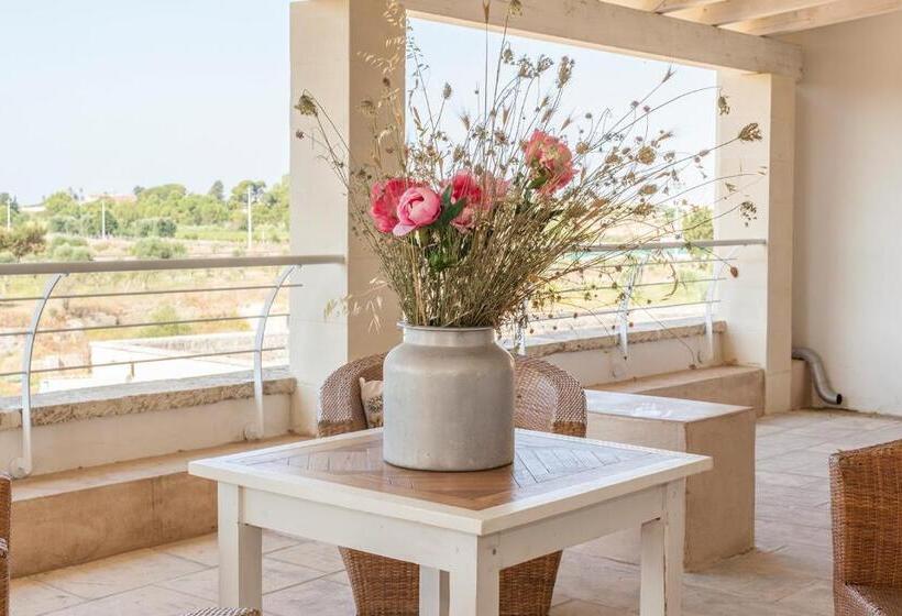 Номер Стандарт Вид на Сад, Agriturismo Li Calizzi Arte E Natura