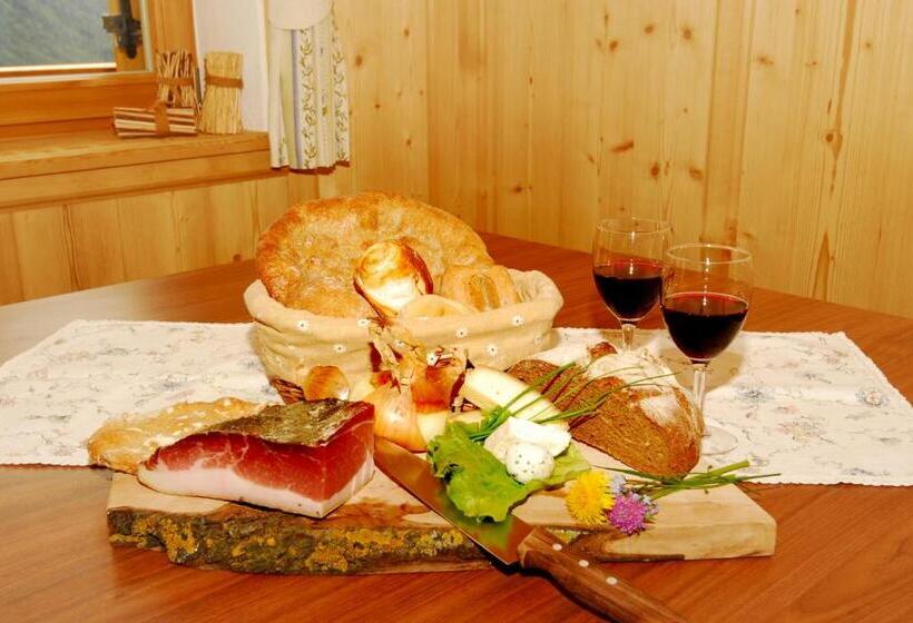 آپارتمان 2 خوابه, Singerhof