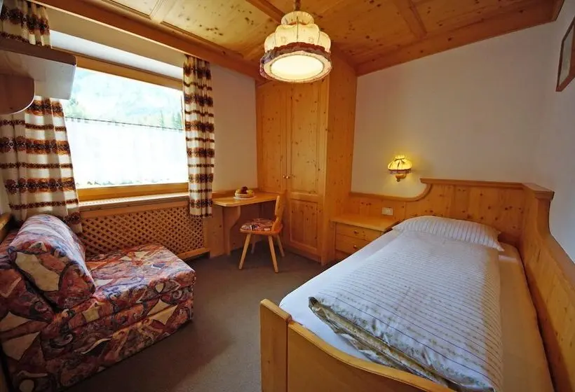 Standard Yhden Hengen Huone, Garni B&b Arnica