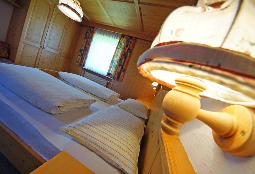 标准间, Garni B&b Arnica