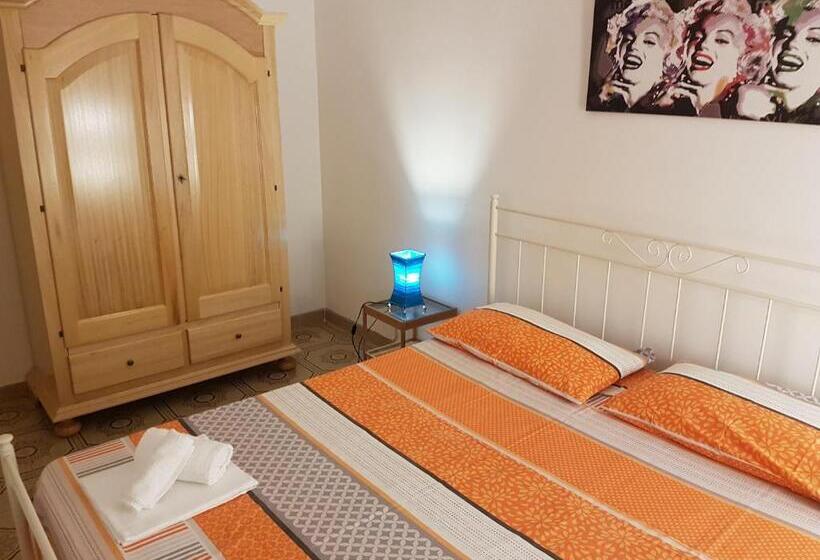 Apartamento 2 Dormitórios, Residence Orsa Minore