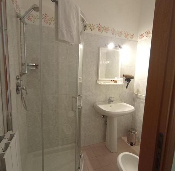 חדר סטנדרט לשלושה, Locanda Prato D Era