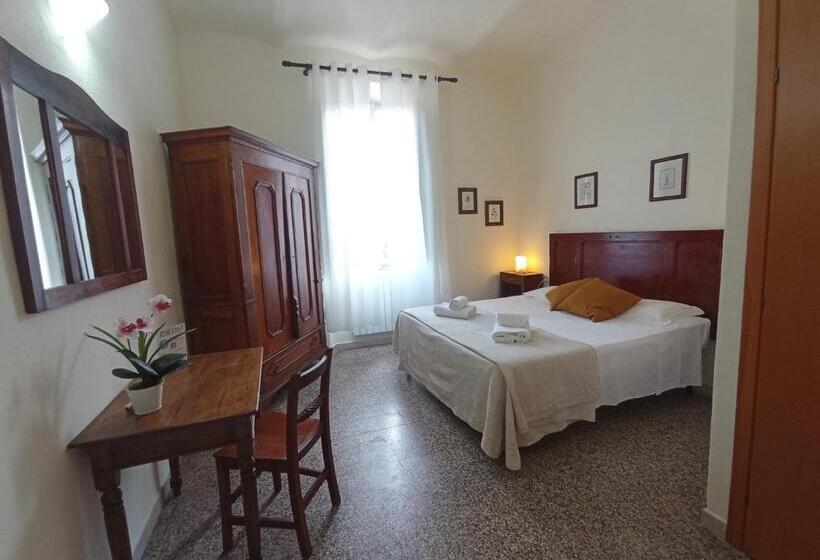 חדר סטנדרט לשלושה, Locanda Prato D Era