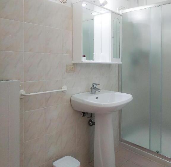 חדר סטנדרט לשלושה, Locanda Prato D Era