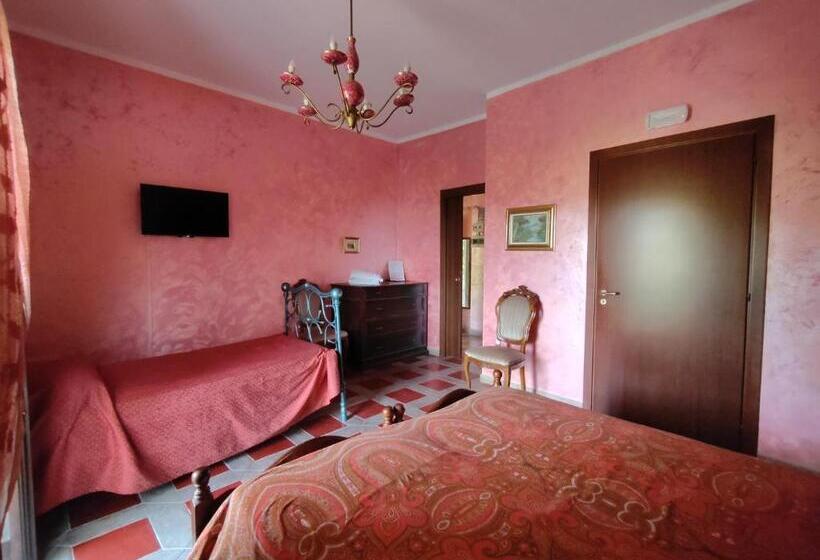 스탠다드 트리플 룸, Agriturismo Donna Bianca