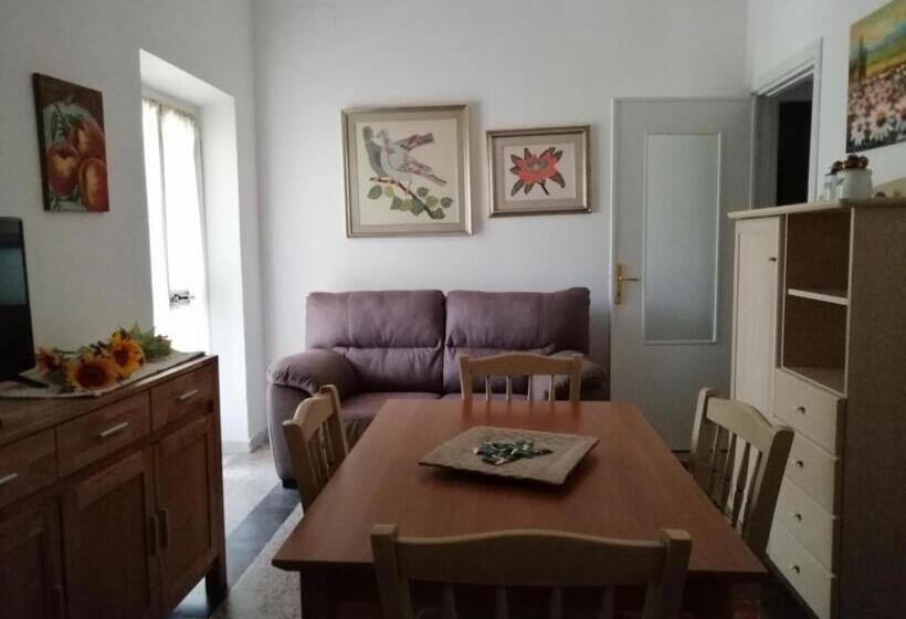 2ベッドルームアパートメント, Agriturismo La Genziana