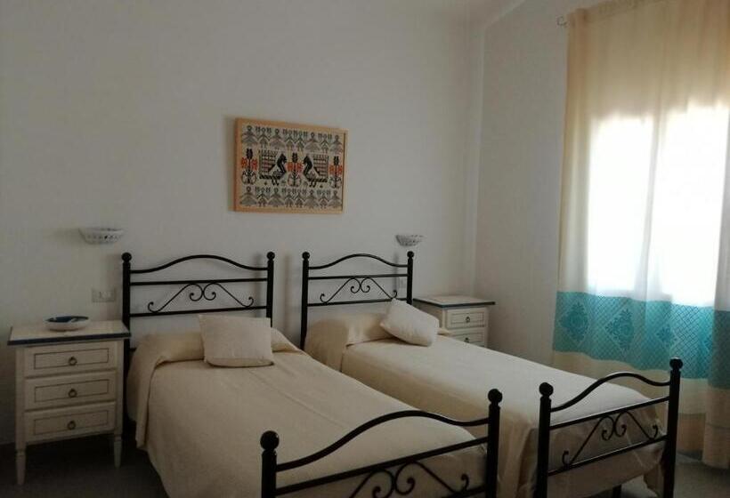 Апартаменты 2 Спальни, Agriturismo La Genziana