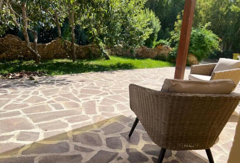 スーペリアスタジオ, Agriturismo La Genziana