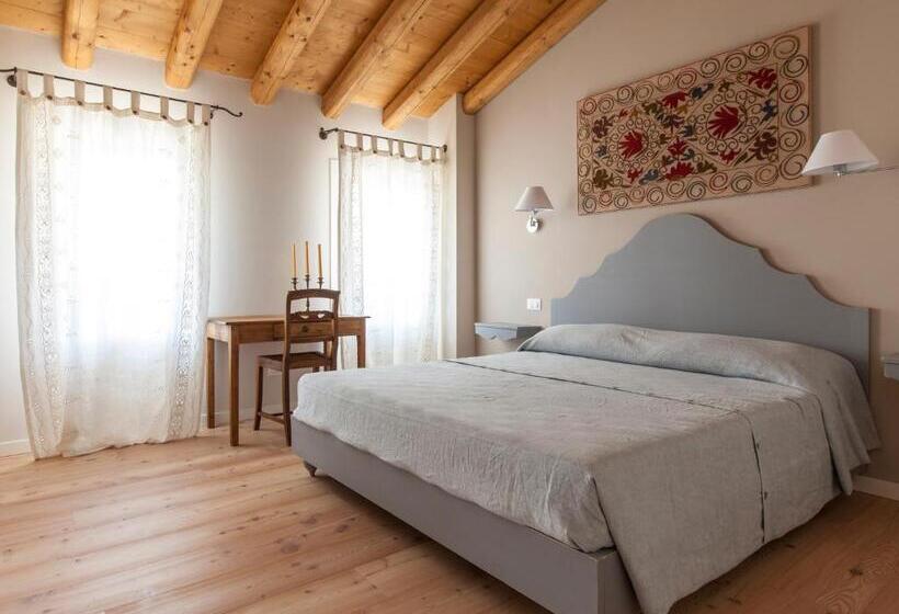 Номер Стандарт, Le Pervinche