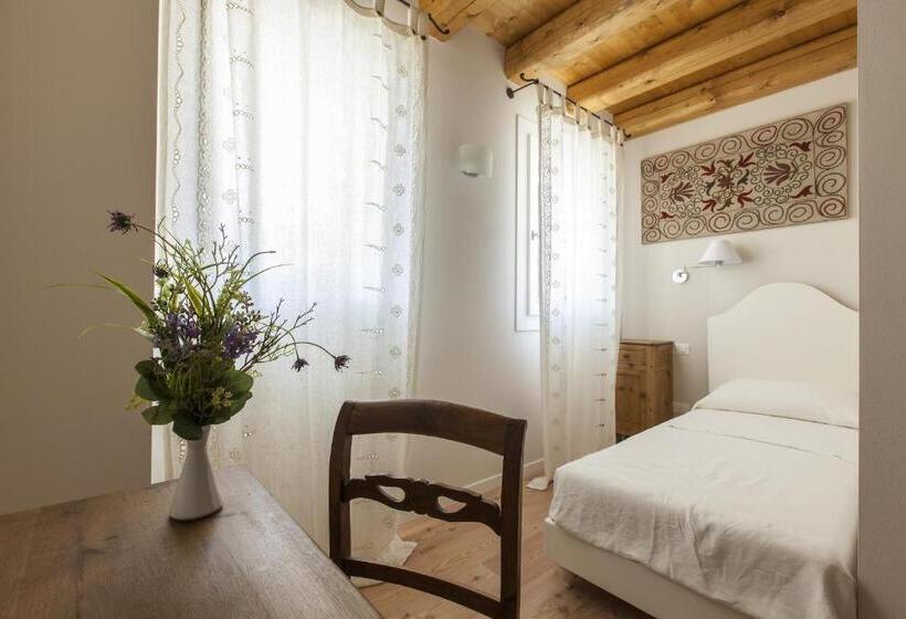 Номер Стандарт Индивидуальный, Le Pervinche