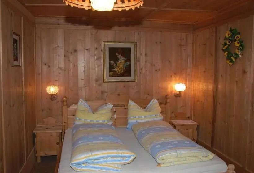2ベッドルームアパートメント, Oberschoellberghof