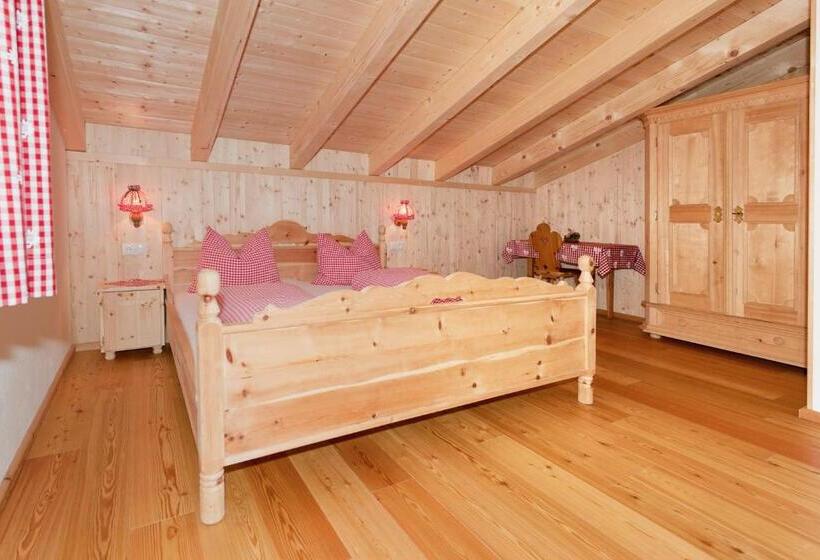 Апартаменты 2 Спальни с Балконом, Oberschoellberghof