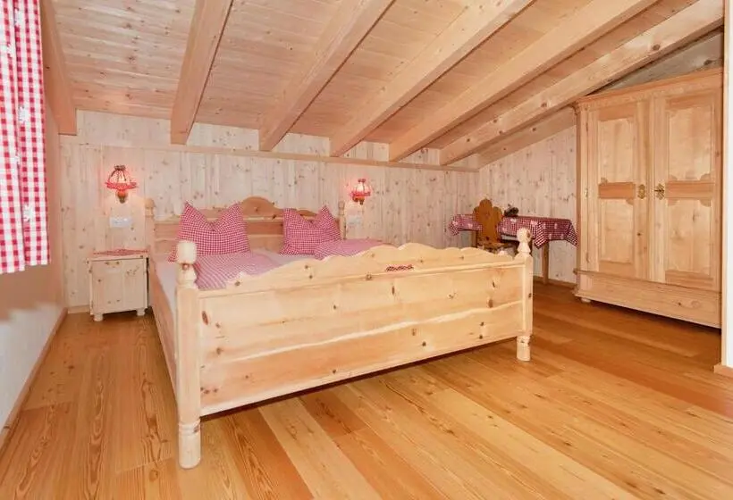 バルコニー付2ベッドルームアパートメント, Oberschoellberghof