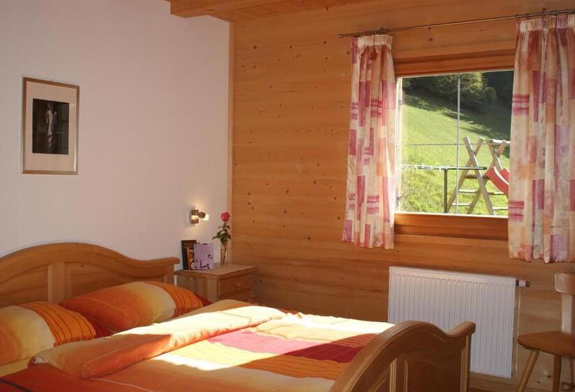 Апартаменты 3 Спальни, Ratzeshof