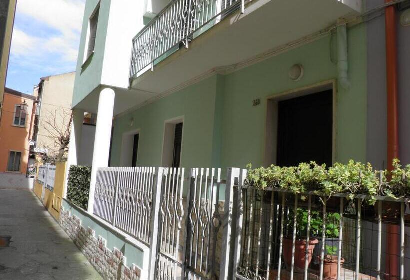 Апартаменты 1 Спальня с Балконом, Appartamenti Sottomarina Carla