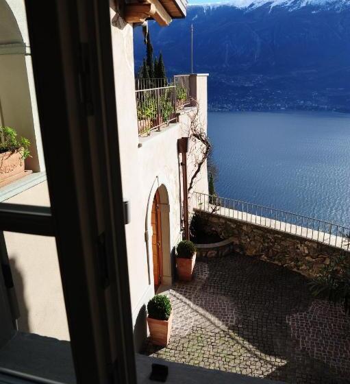 جناح جونيور مطل علي البحيرة, Locanda Al Castelletto