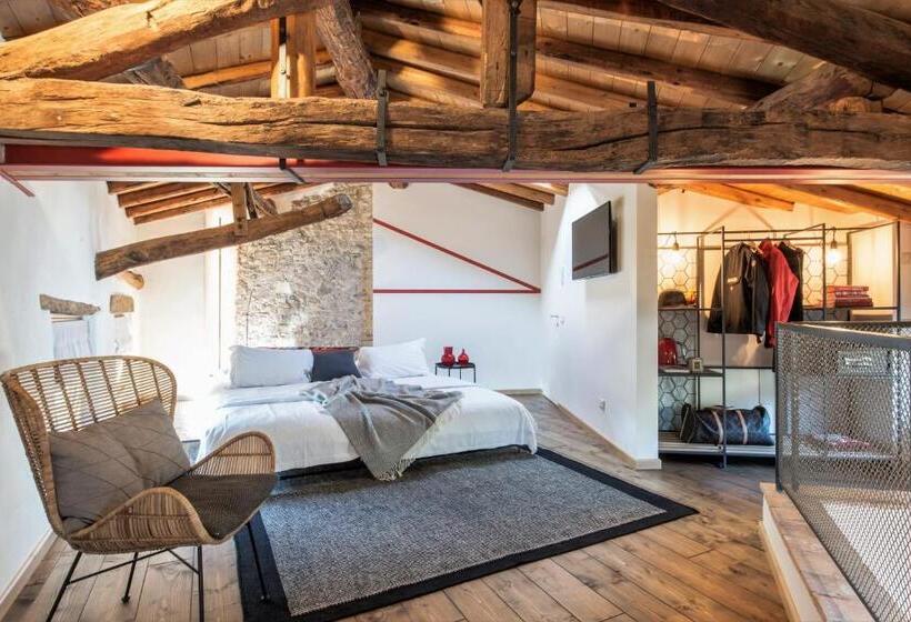 جناح دوبلكس, Locanda Al Castelletto