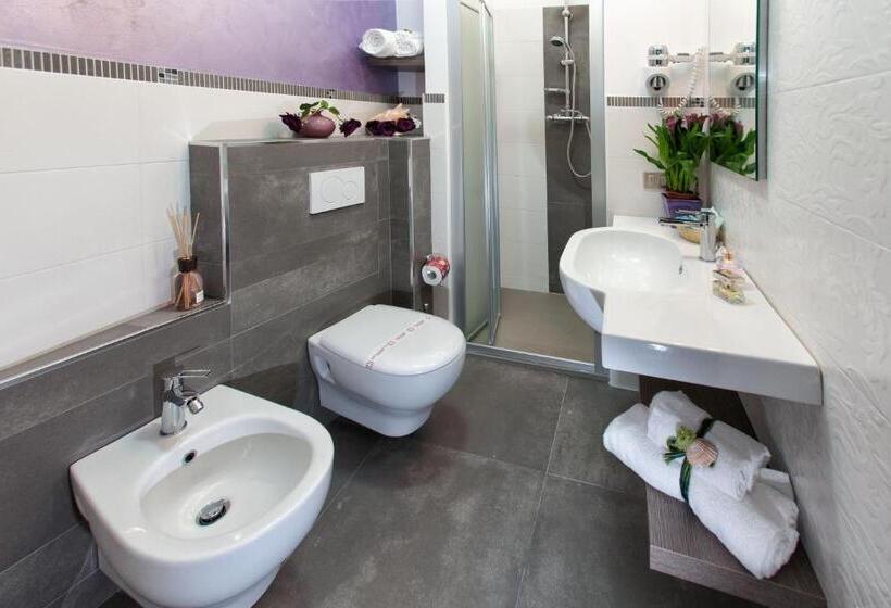 Apartamento 2 Dormitórios, Residence Costa