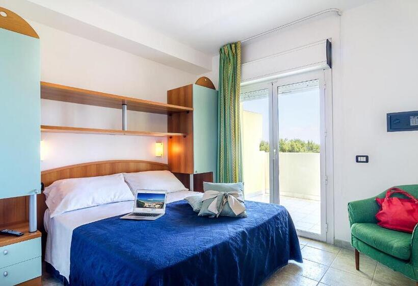 Apartamento 2 Dormitórios, Residence Costa