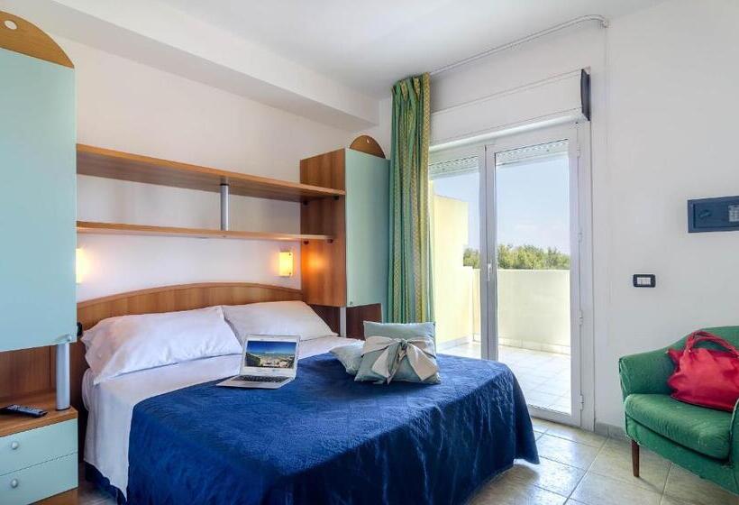 Apartamento 2 Dormitórios, Residence Costa